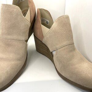 TOMS Kallie Cutout Wedge Booties in Oatmeal/Rose Beige Suede, Women’s Size 11